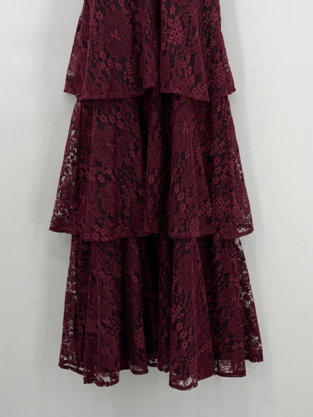 Lulus Burgundy Lace Tiered Midi Maxi Dress Women M Sleeveless Ruffle Elegant - Picture 6 of 11